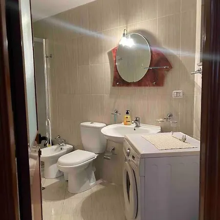 Fully Furnished Near The In Golem Golem (Tirana)